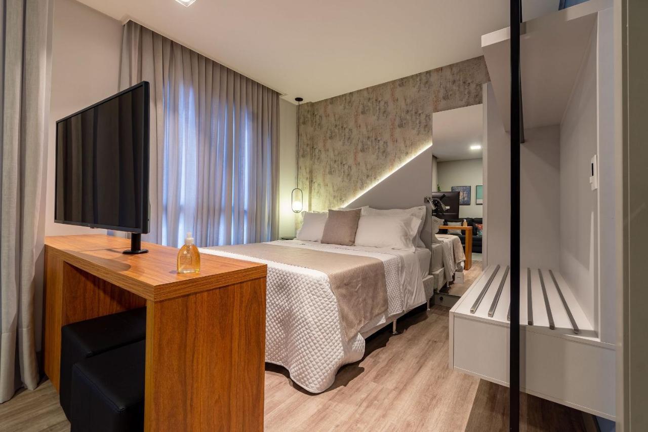Aion Suites 103 - Compacto E Luxuoso Loft - Rooftop Com Piscina E Academia - A Poucos Passos Da Praia Bombinhas Bagian luar foto